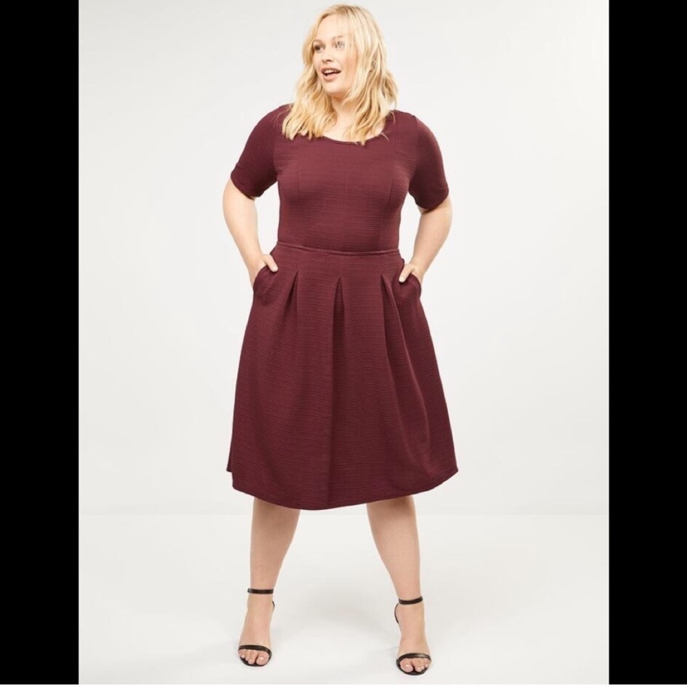 Lane Bryant Fit and Flare Textured Knit Plum Colored Woman’s Dress with Pockets